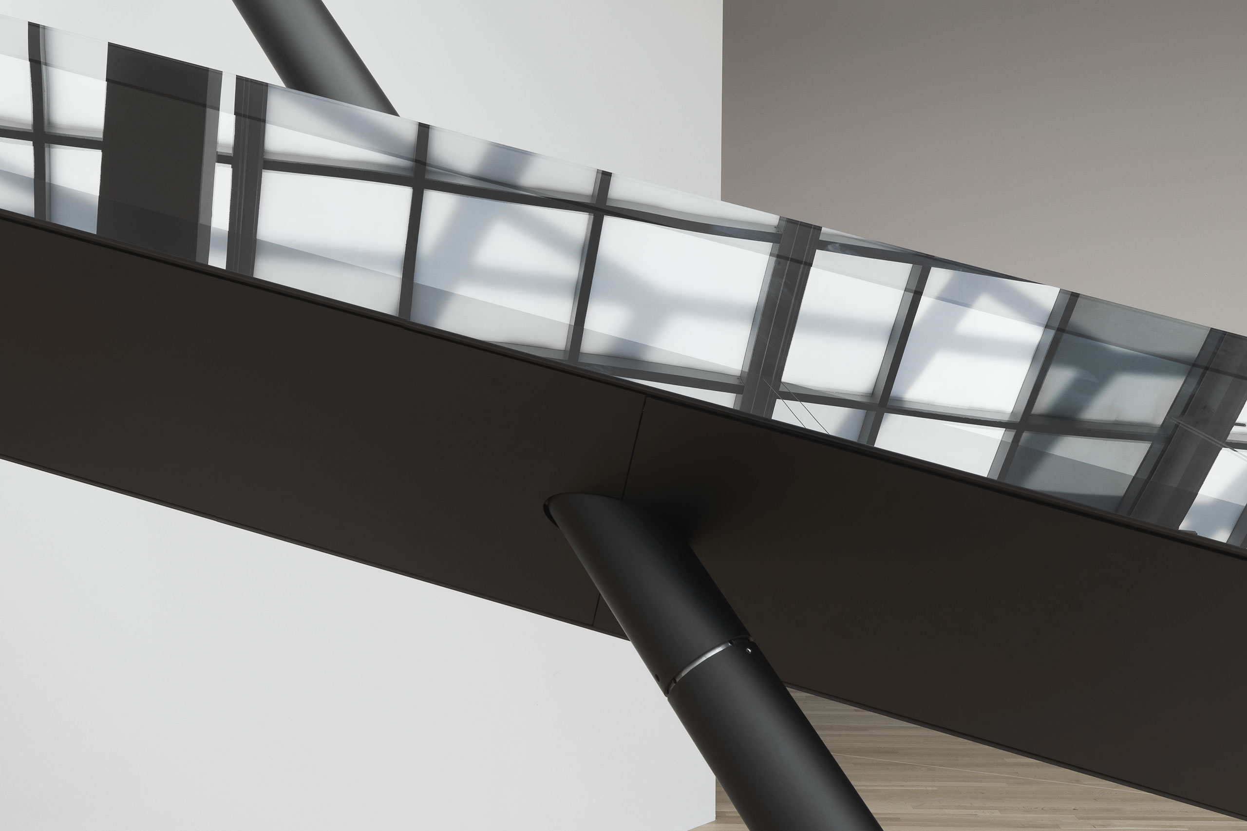 空间幻境 | Sarah Oppenheimer 的艺术与建筑融合之作-44