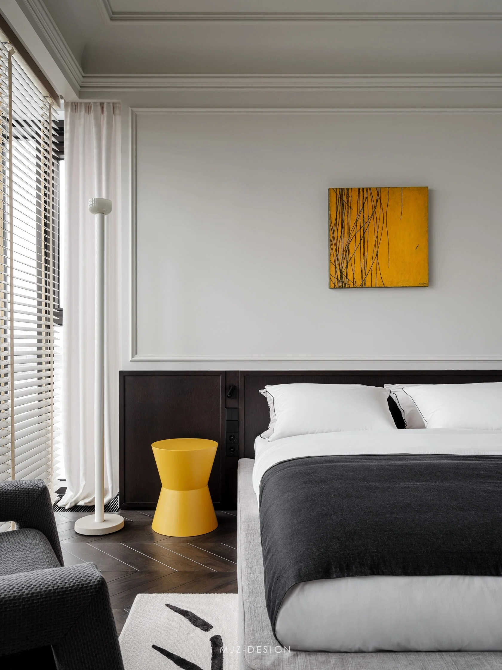 波克隆纳亚街 9 号，127 室（注：由于POKLONNAYA推测为俄语街道名，音译为波克隆纳亚街，127结合常见情况推测为房间号等，若实际情况不符，请提供更多背景信息） 丨俄罗斯莫斯科丨QUADRO ROOM-36