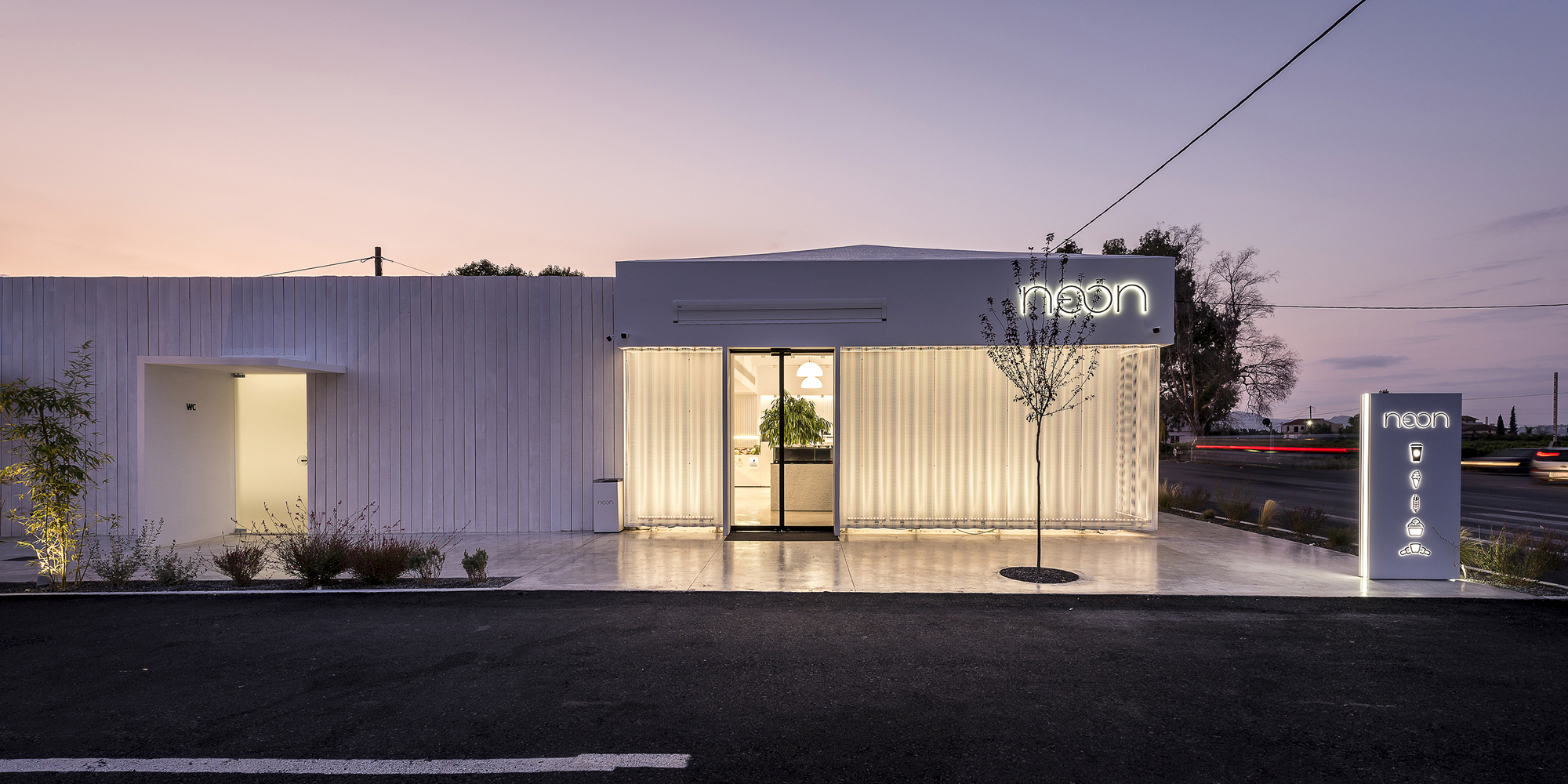 Neon Bakery & Coffee / Studio 2Pi Architecture-52