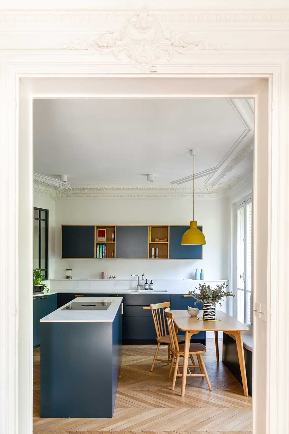 巴黎 16 区优雅公寓设计,展现深色调的独特魅力-12