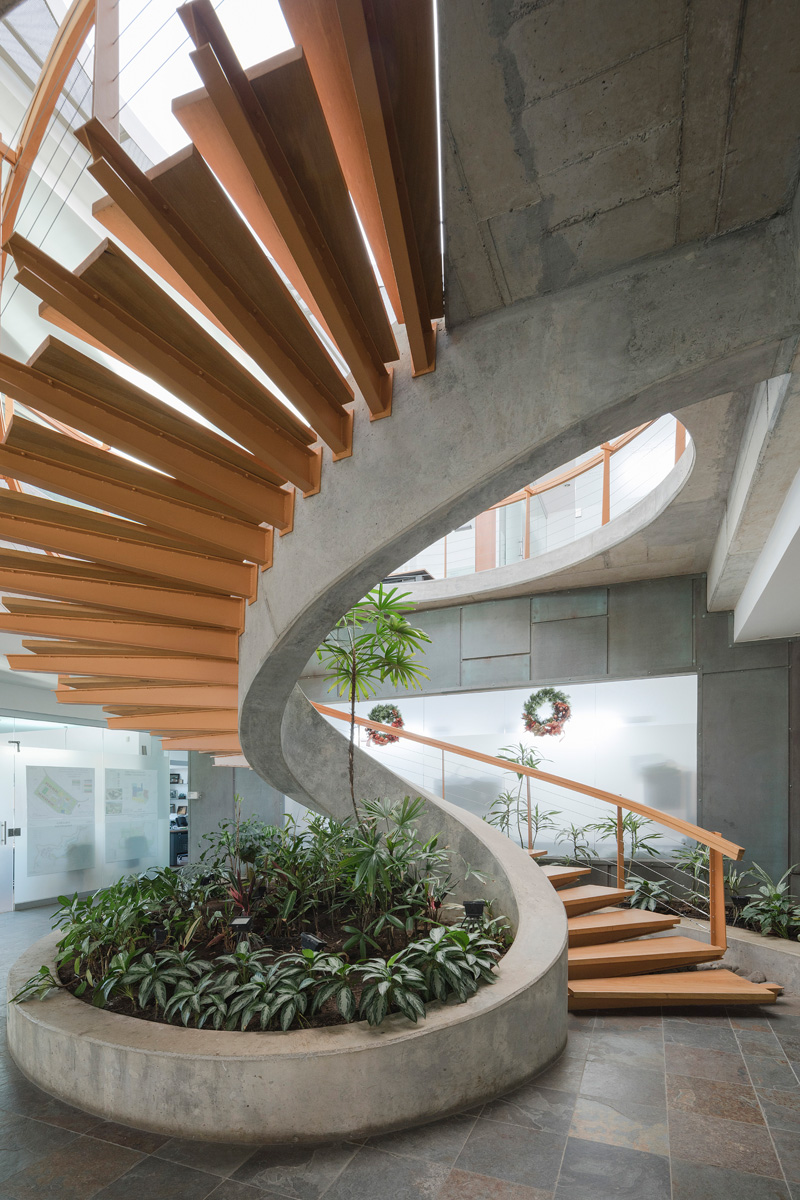 Van der Laat & Jiménez总部大楼，哥斯达黎加 / FORO ARQUITECTOS-24