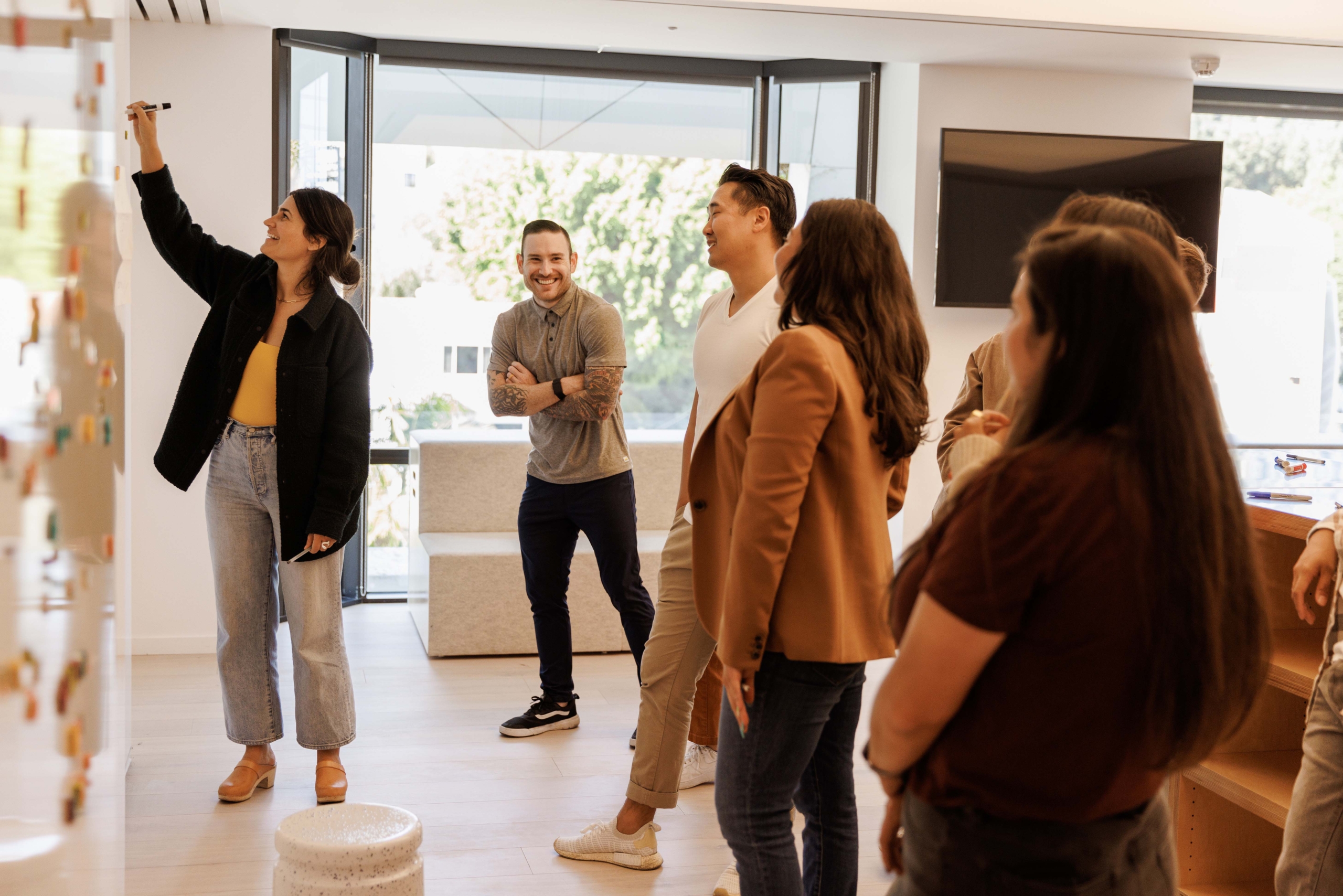 探探总部（注：若这里的Tinder不是探探所对应的英文，需根据具体情况确定，因为Tinder是国外一款知名约会交友应用，在国内被称为探探 ） 丨美国丨Rapt Studio-21