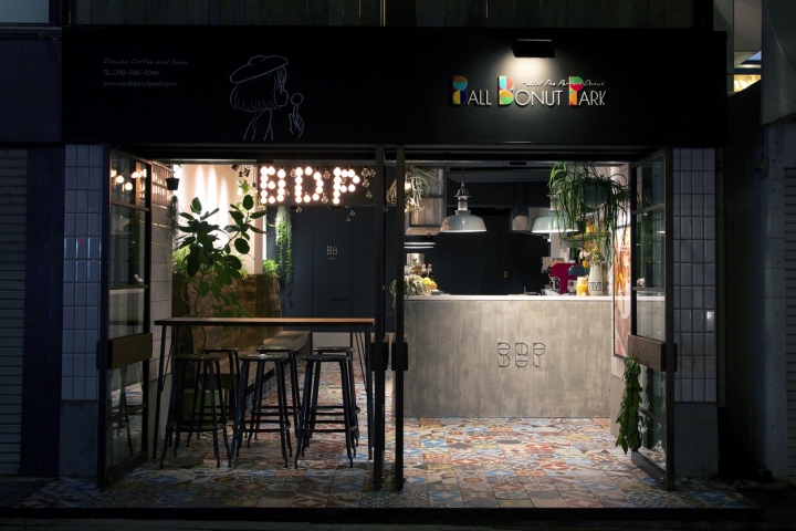 Ball Donut Park 甜品店室内设计丨日本冲绳丨日本 ZYCC 设计工作室-4