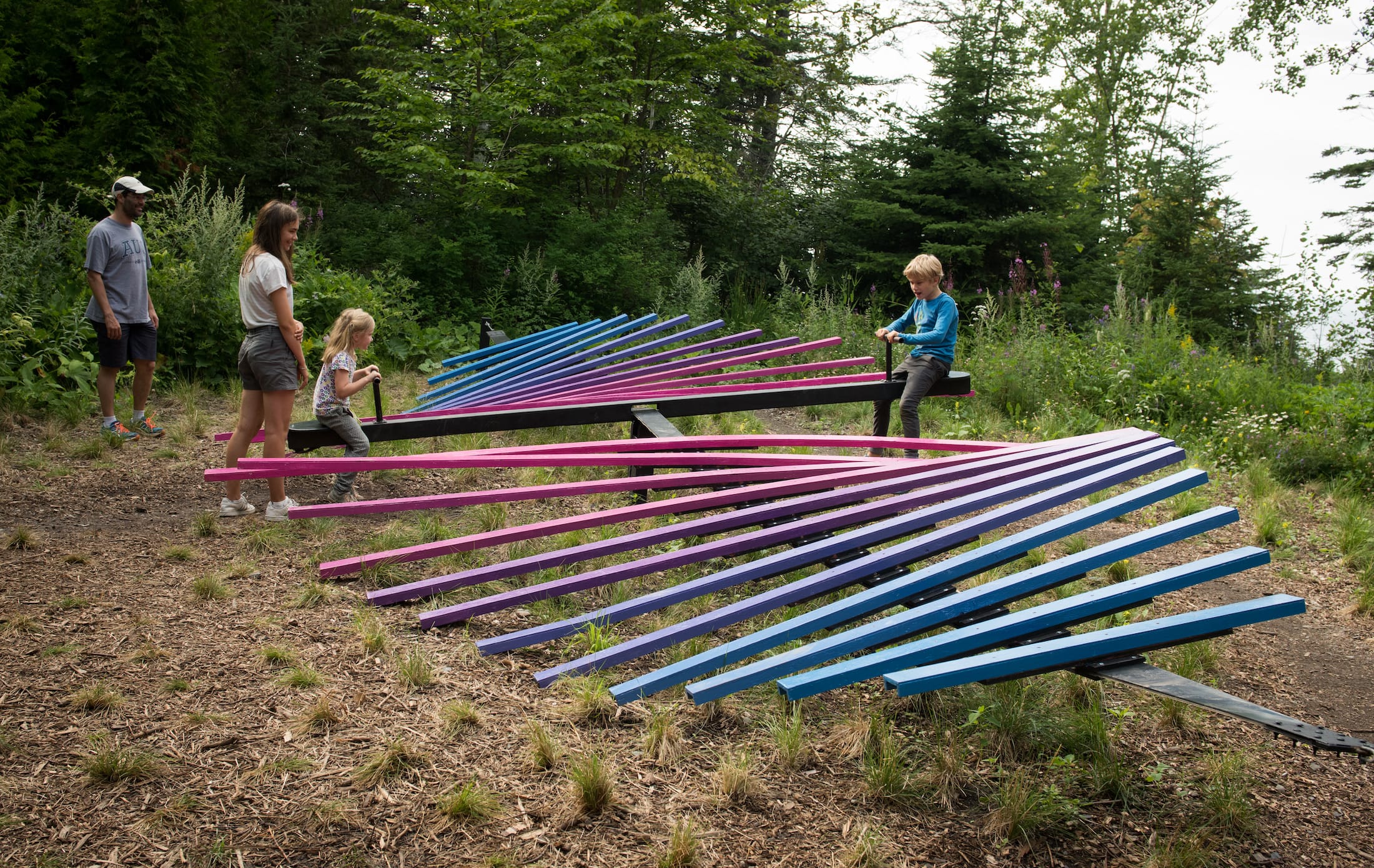 2019 加拿大国际花园节 | 彩色“岩石”结构装置引人入胜-62