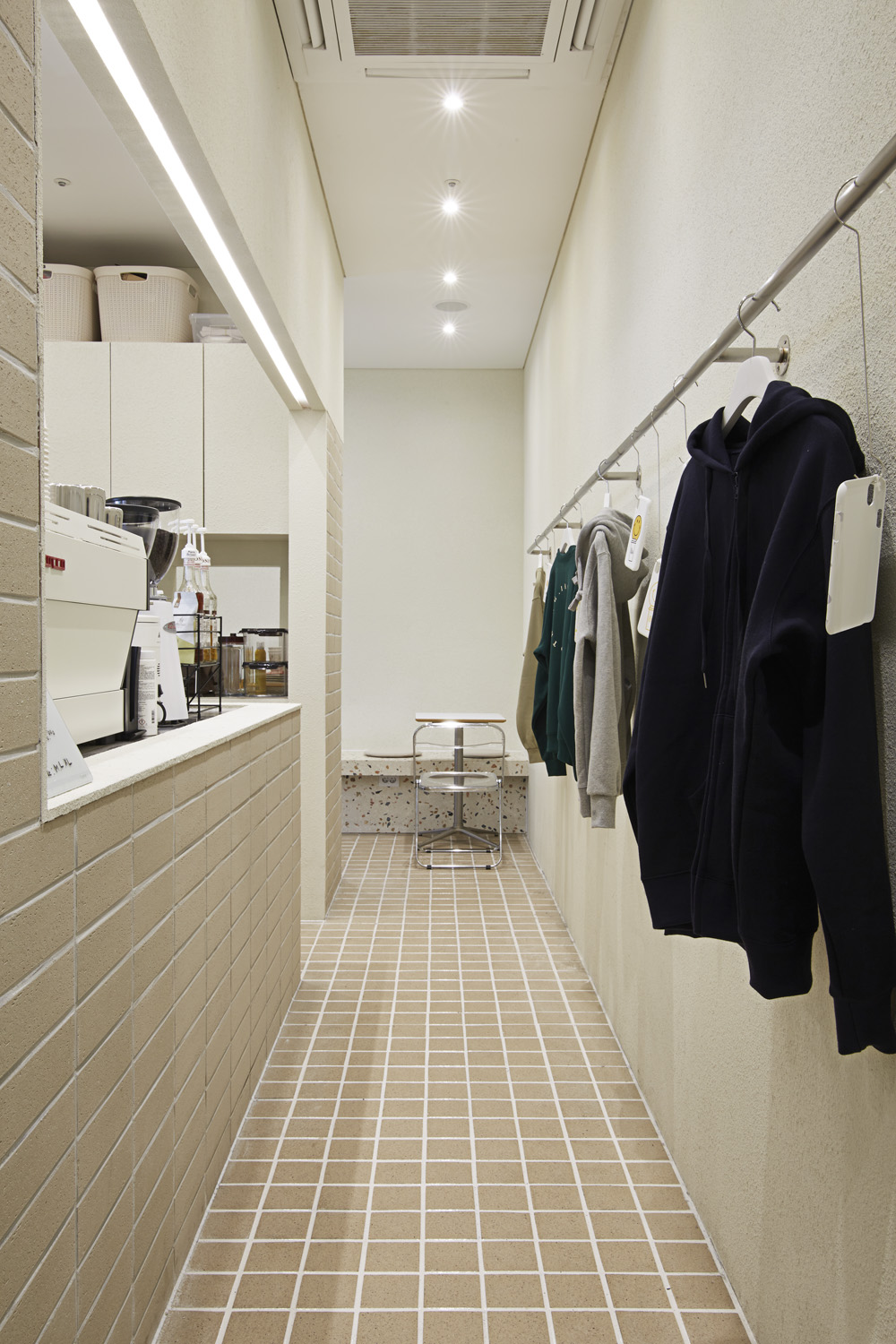 15 坪极简咖啡厅，打造温馨 INS 风-11