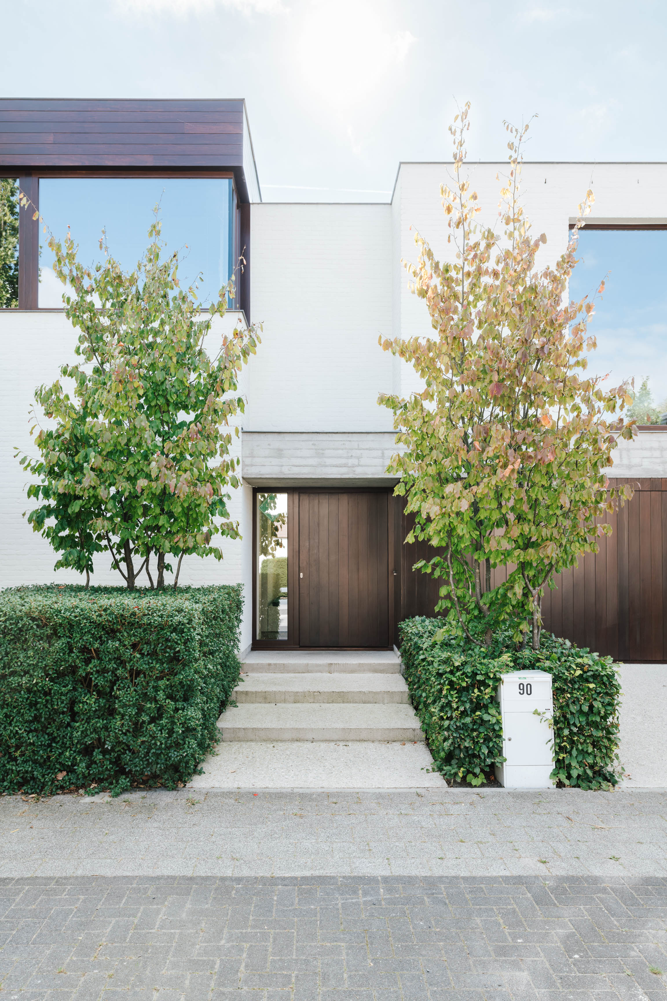 Lier半开放式带泳池及泳池屋建筑-12