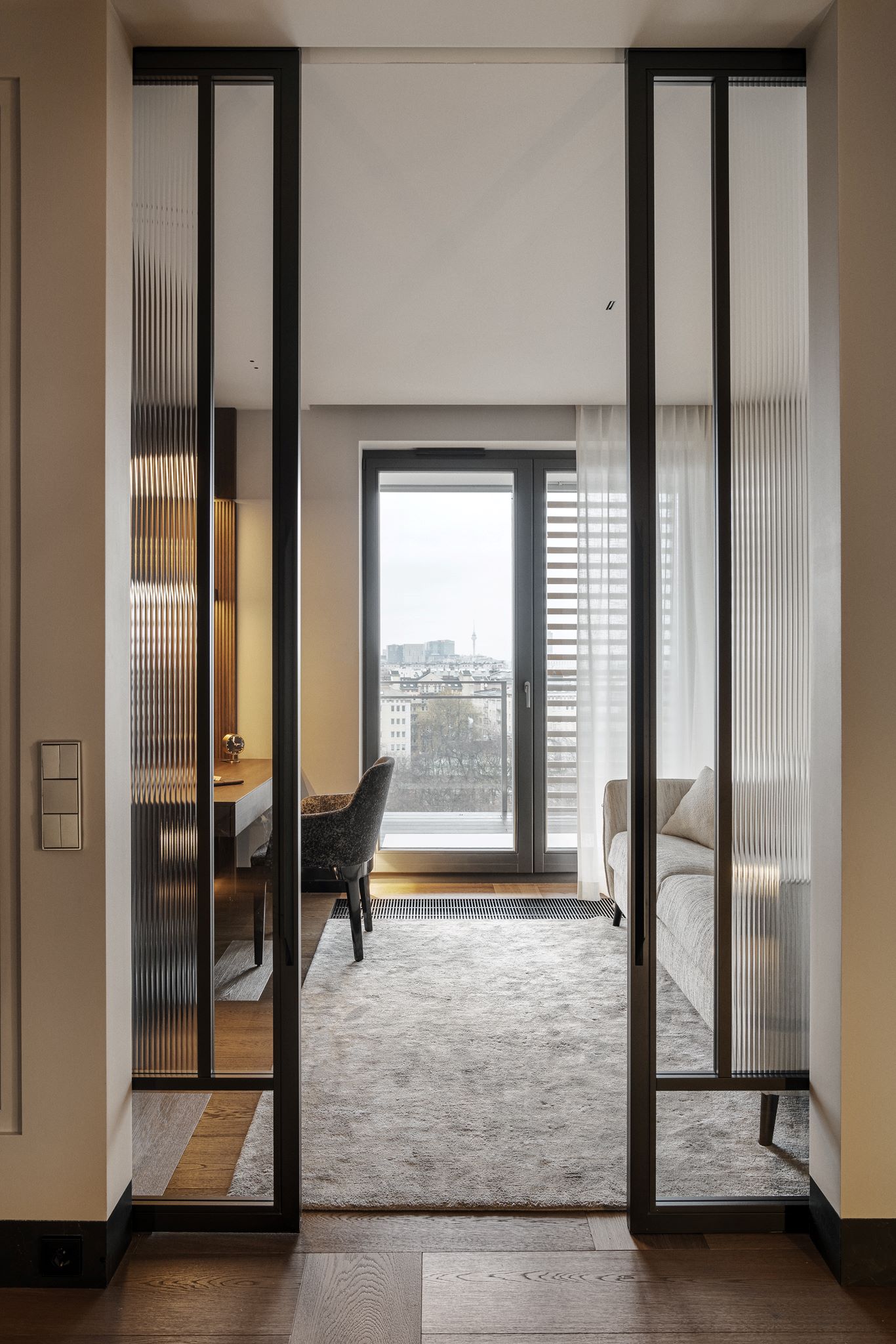 拥有华沙全景的现代经典公寓丨波兰华沙丨Katarzyna Kraszewska室内建筑工作室-49