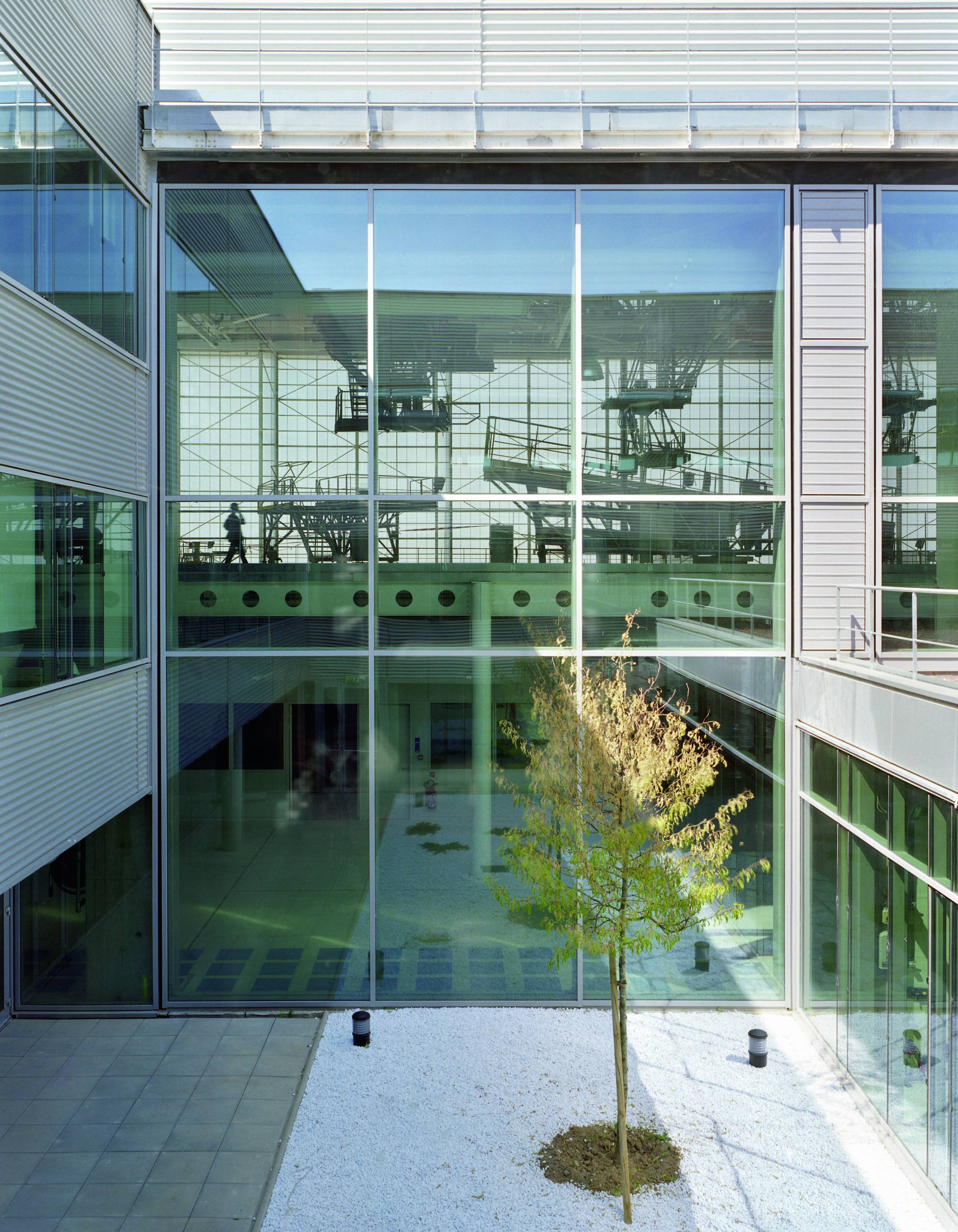 Airbus A380 maintenance facility — Ateliers 2/3/4/-43