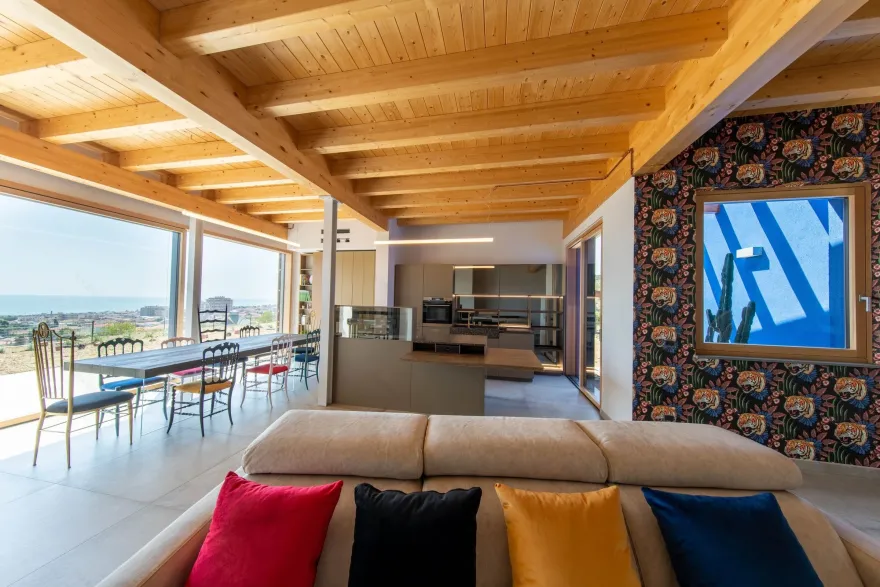 意式简约别墅 · 绿意与海景的生态家园-48