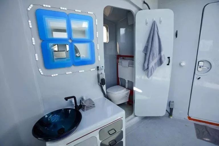 阿波罗 11 号微型住宅 | 致敬月球着陆器的紧凑设计-17