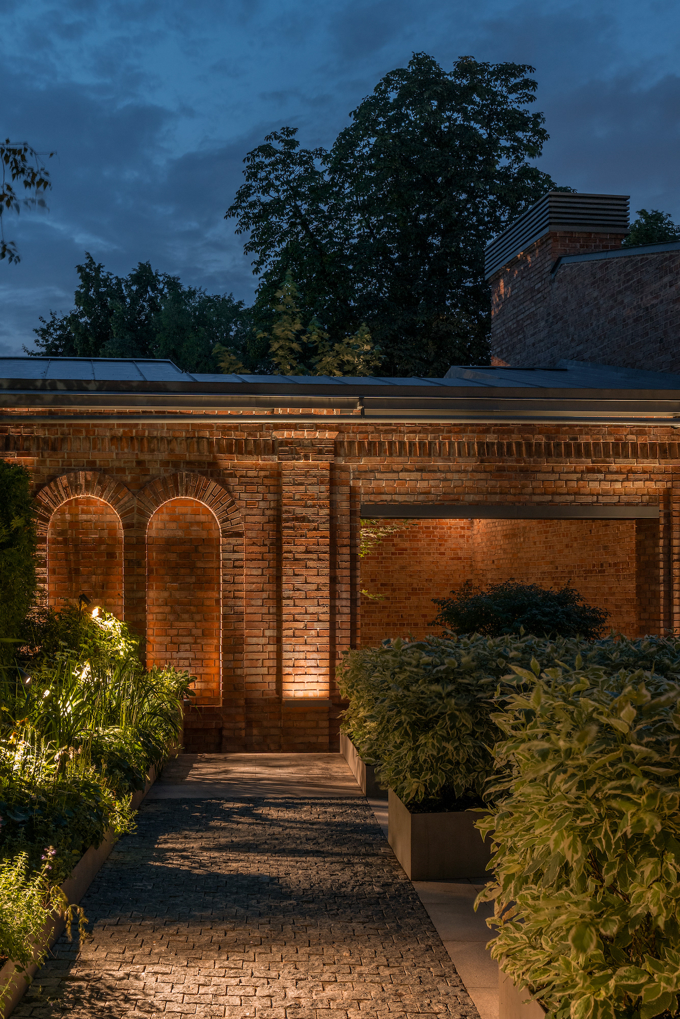 ABRIKOSOV / MR GROUP-4