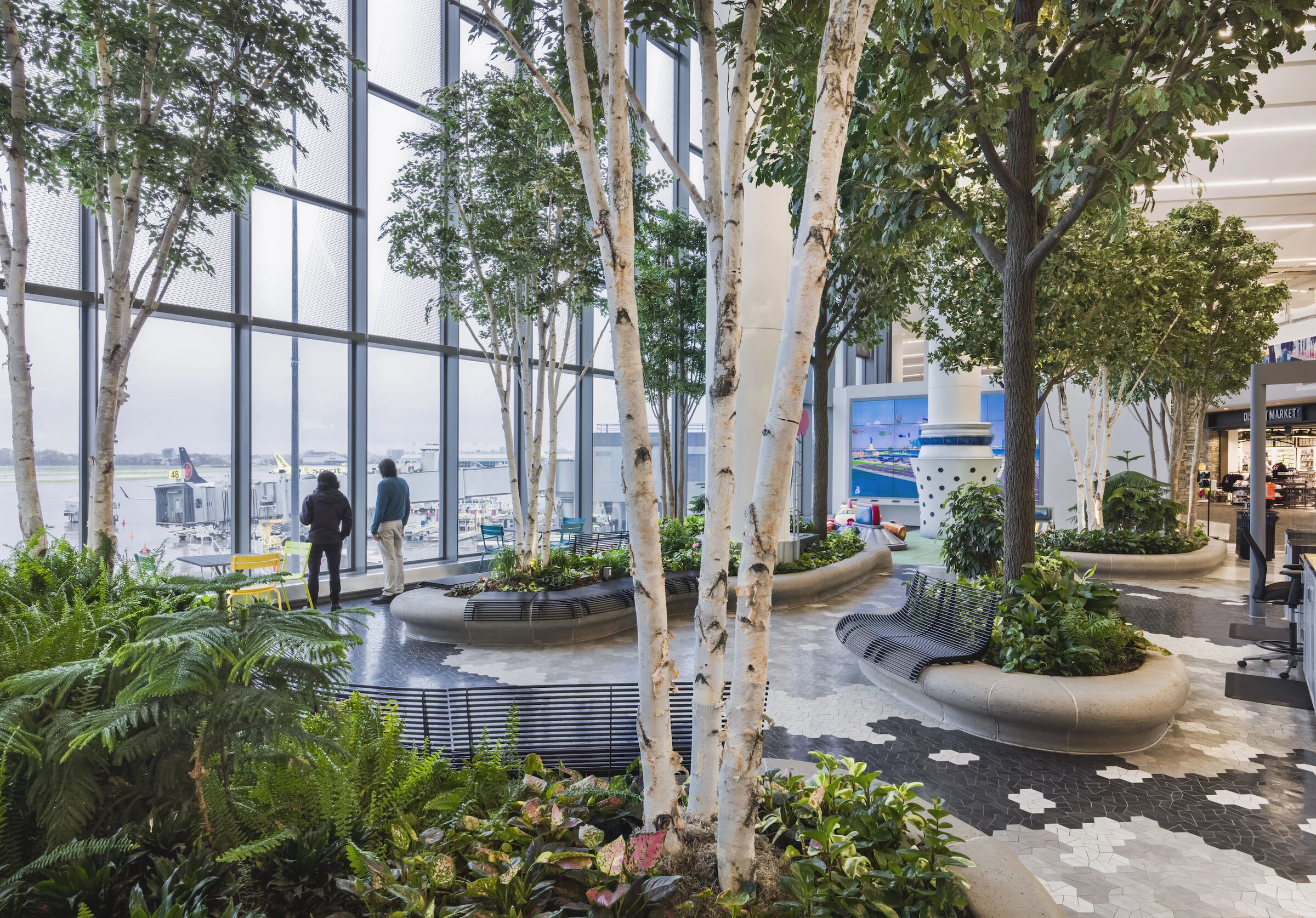 LaGuardia Airport Terminal B Concourse Parks-12