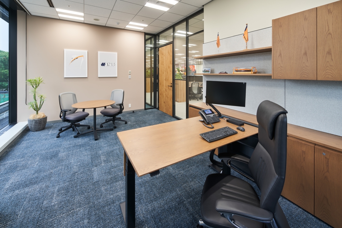 东京 HapagLloyd 办公室设计丨日本东京丨Steven Leach Group-14