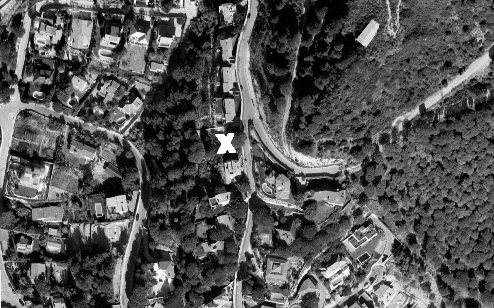 X 形别墅 | 巴塞罗那 Cadaval & Sola – Morales 建筑事务所的绿色奇迹-2