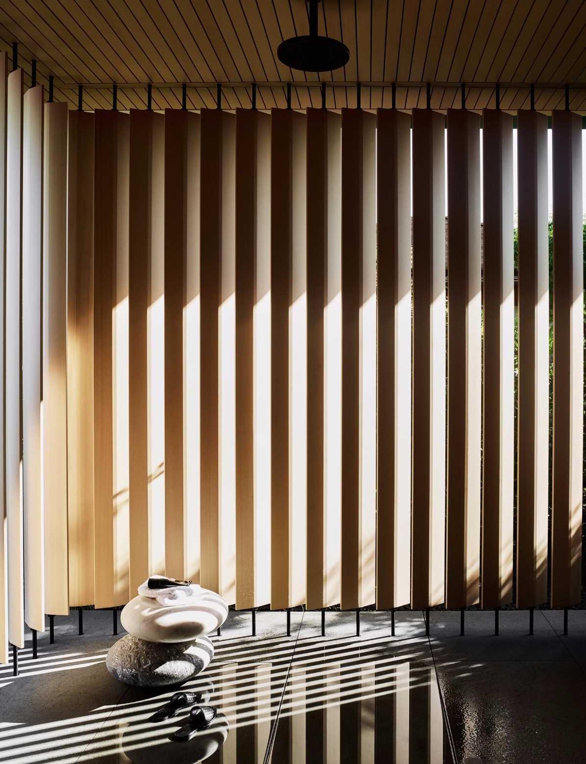 Walker Warner Architects--墙壁消失的海边私宅-31