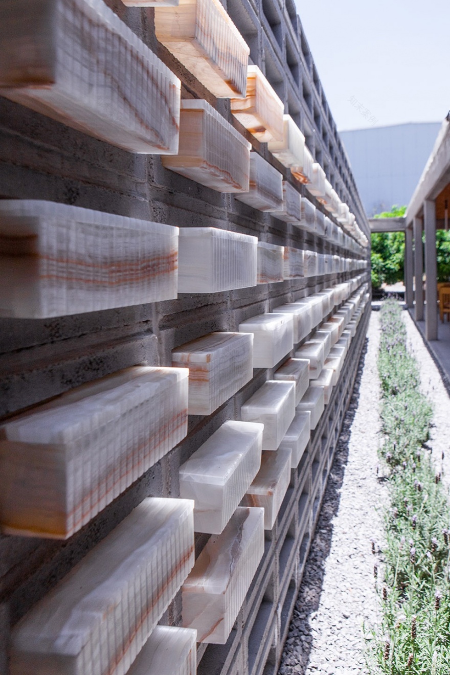 短暂生命的隐喻 · Kerena 殡仪馆的深刻感知设计丨墨西哥丨MYT+GLVDK 事务所-45