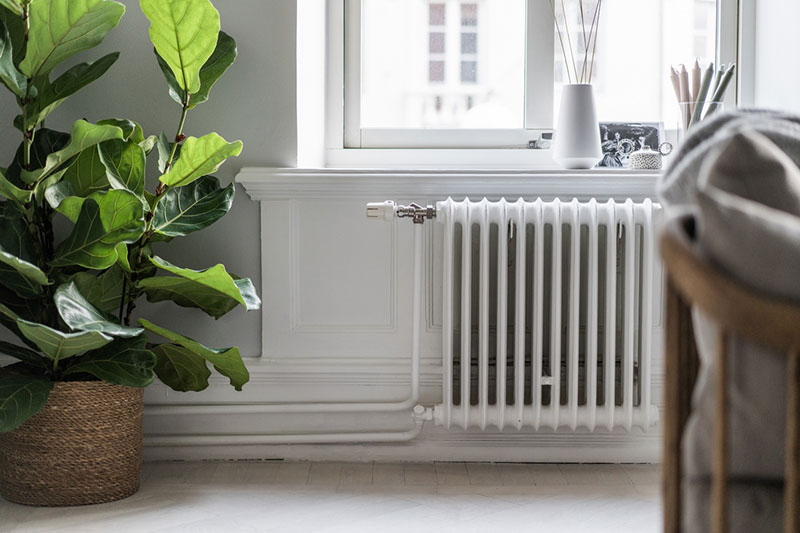 瑞典温馨公寓 | 木质元素与暖色调的完美融合-11