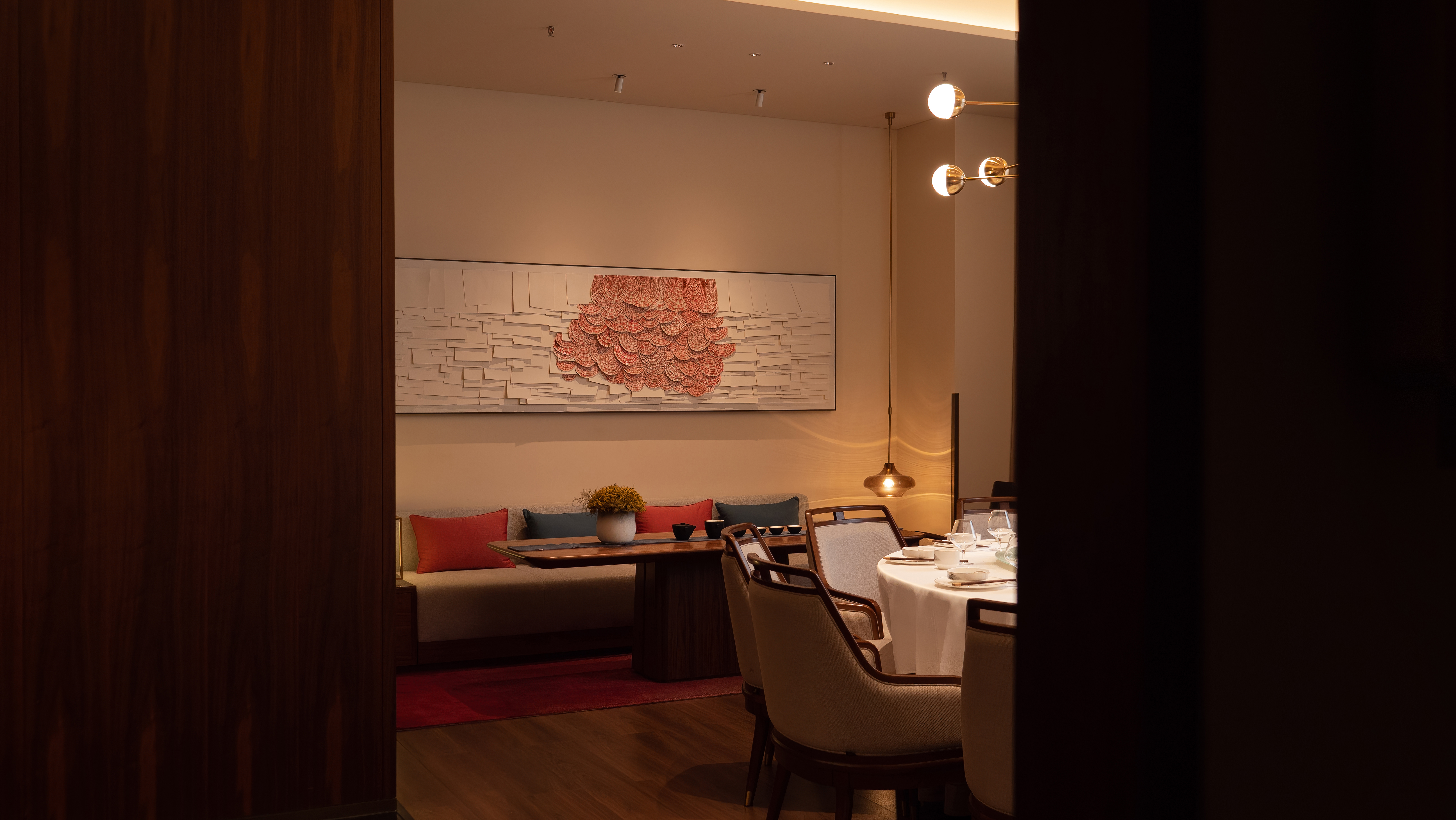 绣花针艺术设计 · KUN· restaurant丨中国朔州-25