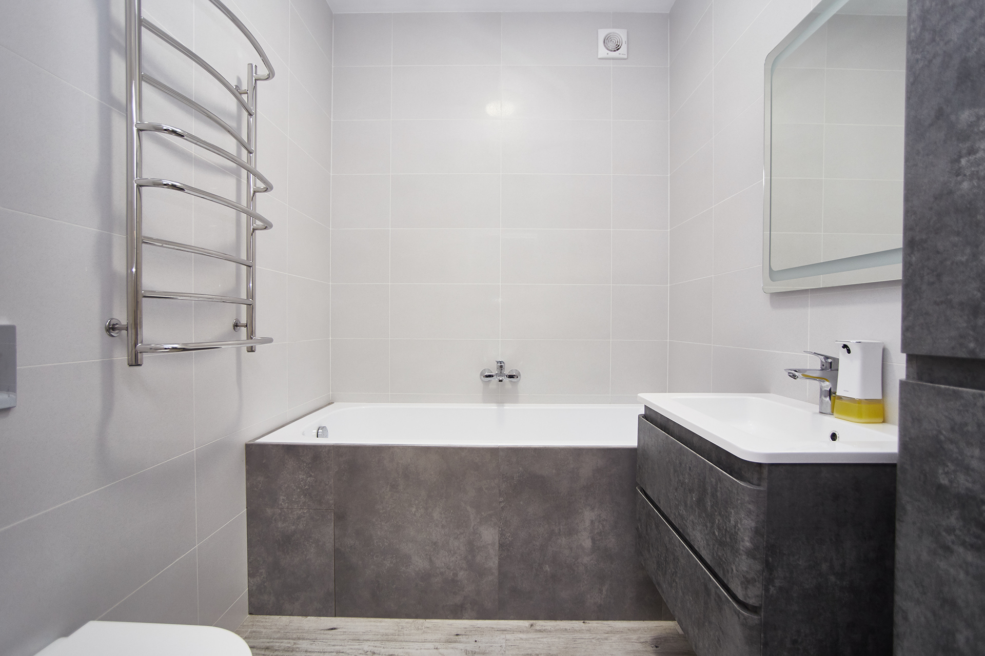 PRIVATE HOUSE: 100 sq.m (Real)-8