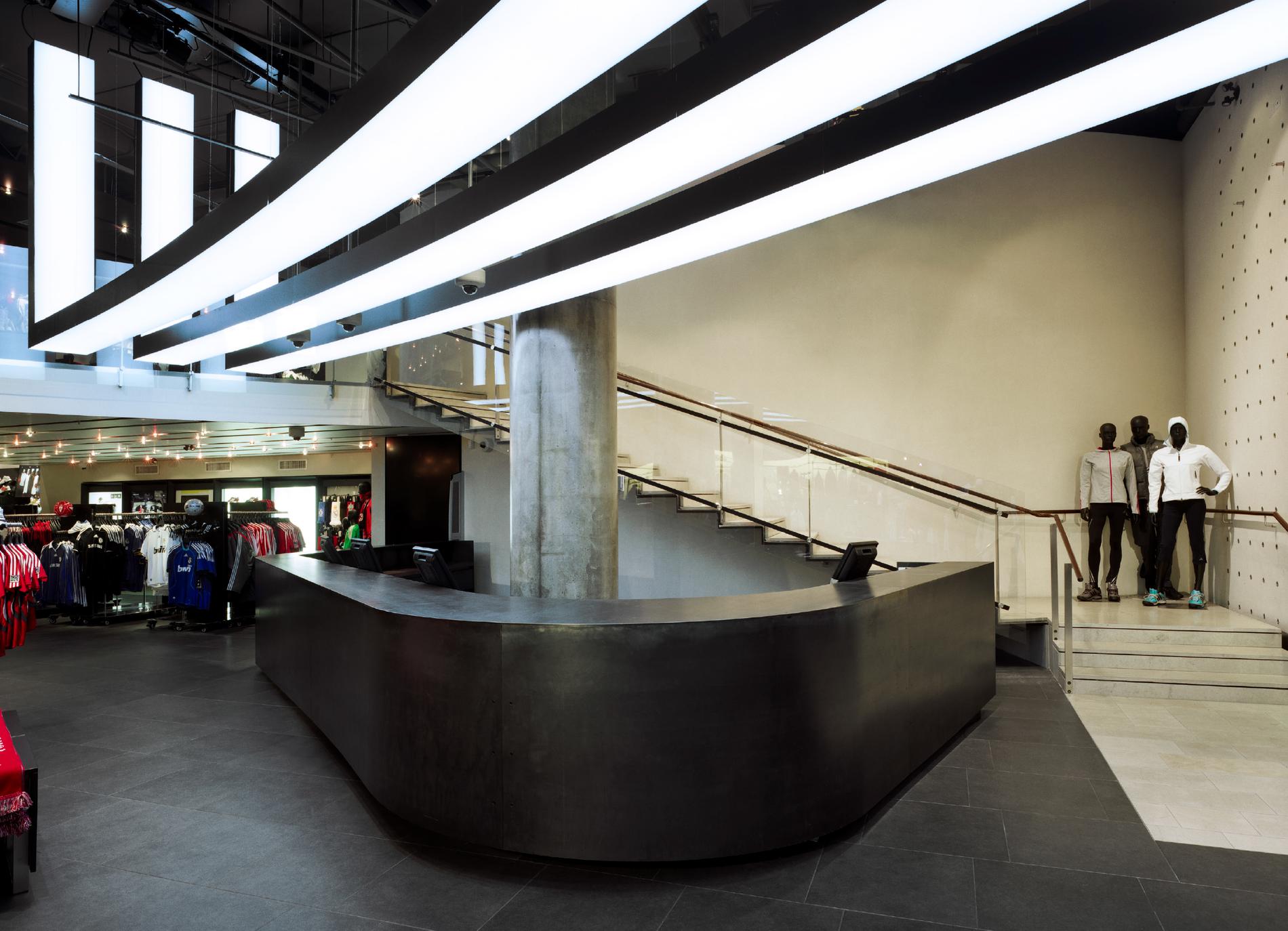 阿迪达斯多伦多旗舰店丨加拿大多伦多丨Hariri Pontarini Architects-16