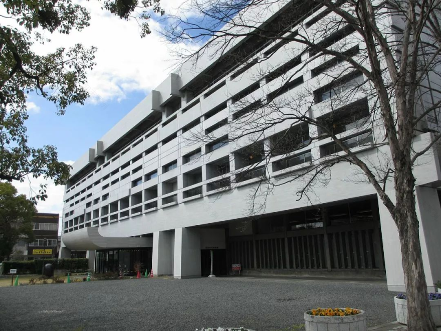 《沙丘》中的粗野主义建筑-50