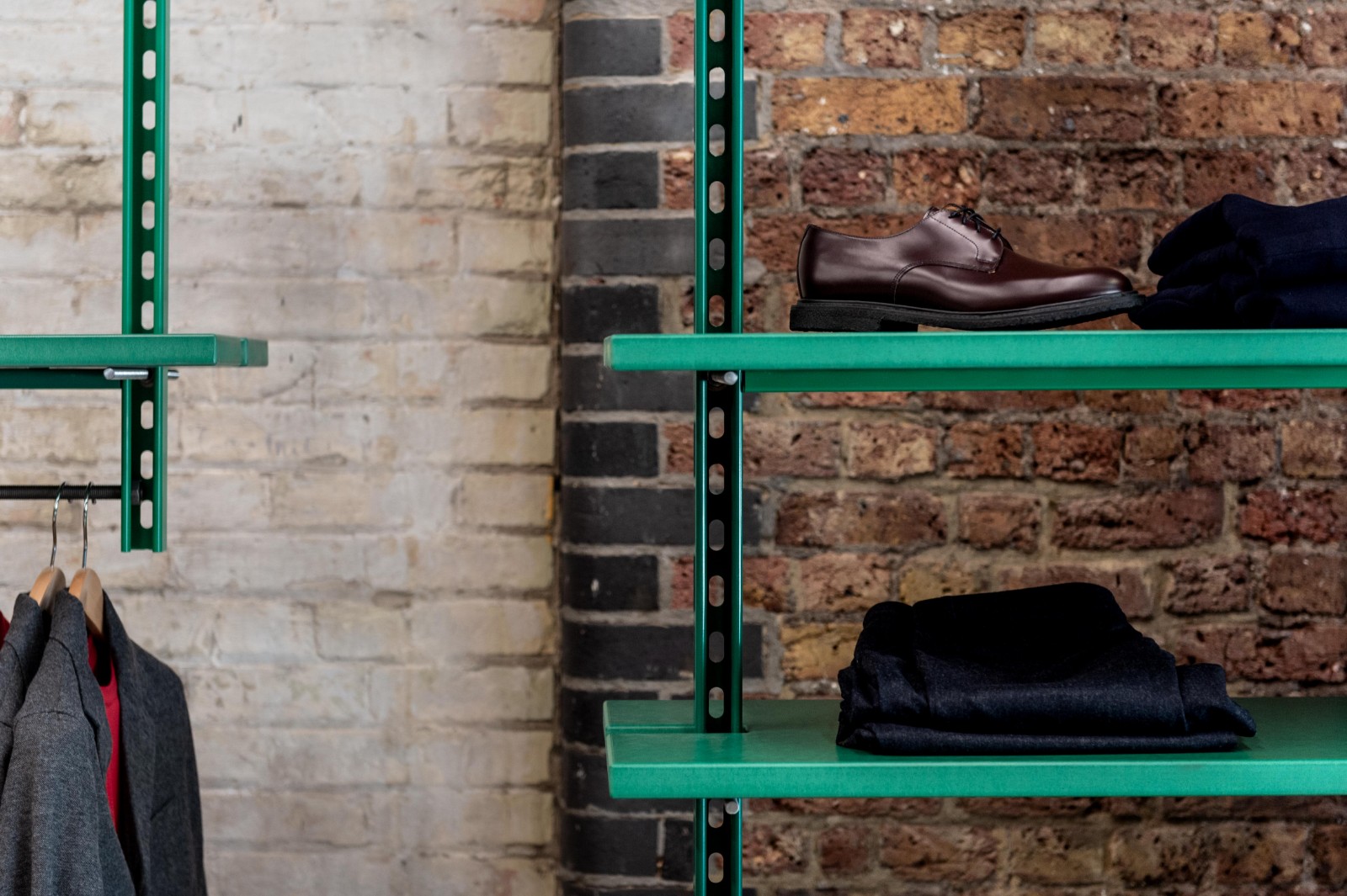 伦敦 Universal Works 工业风男装店-6