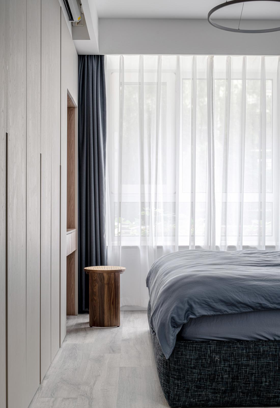 黑色金属与原木的精致融合-23