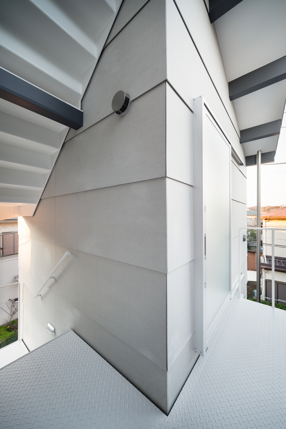 镰仓海岸木制办公空间-4