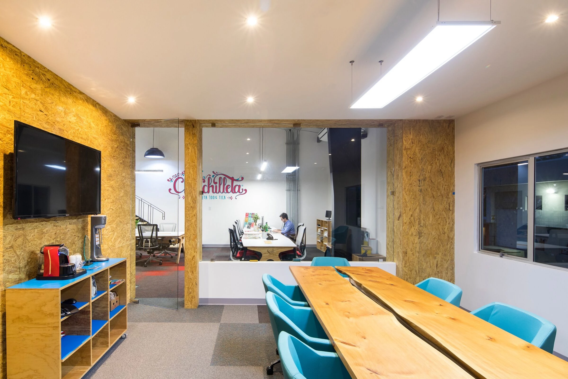 Los Paleteros 办公空间-25