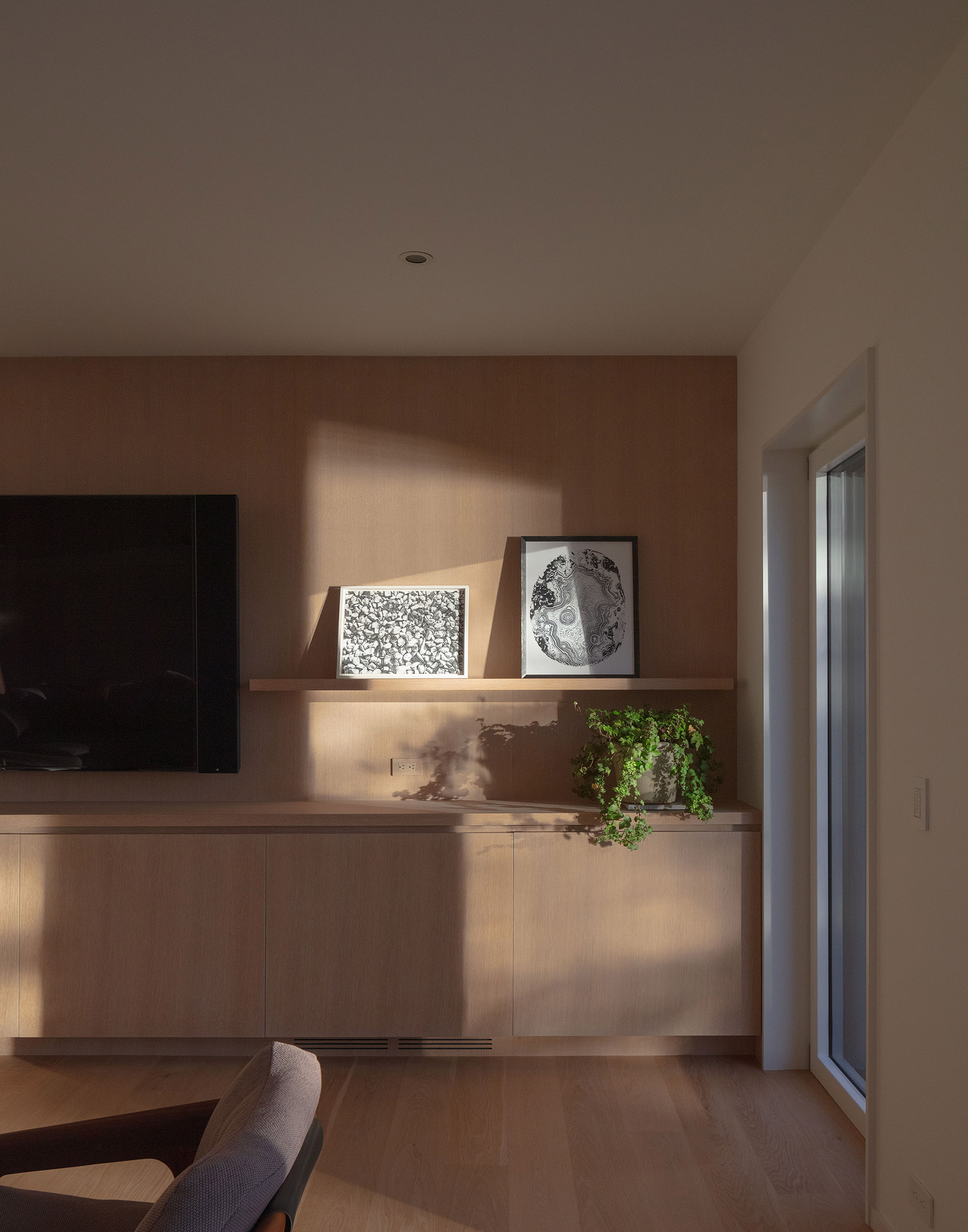 森林湖畔别墅丨美国丨Pachano & Vollert Architecture-24