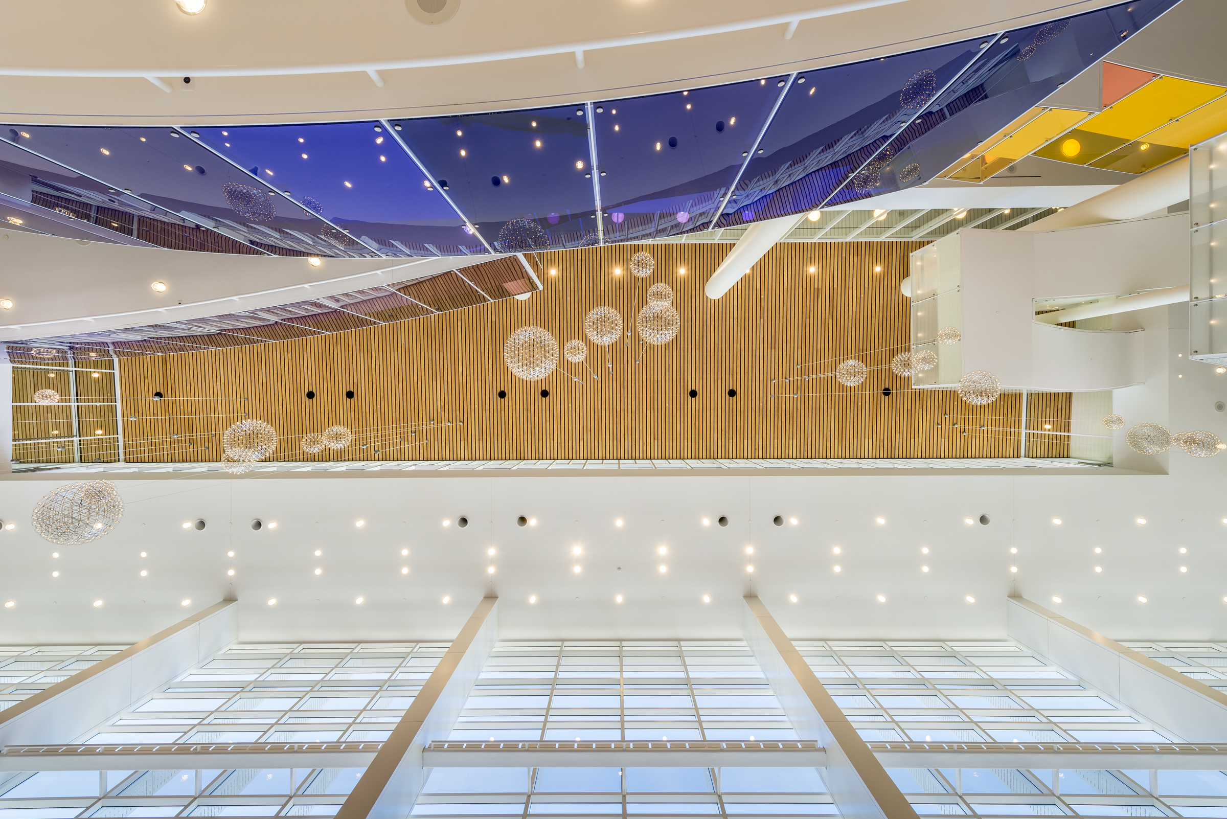 乔治 S·和多雷丝埃克勒斯剧院照明设计-10