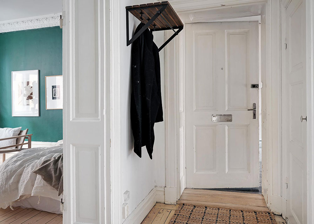 哥德堡 47㎡小公寓 | 绿色墙壁搭配高天花板,视觉冲击力十足-23