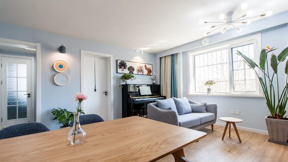 旅行主题的混搭之家——自然清新,功能齐全-0