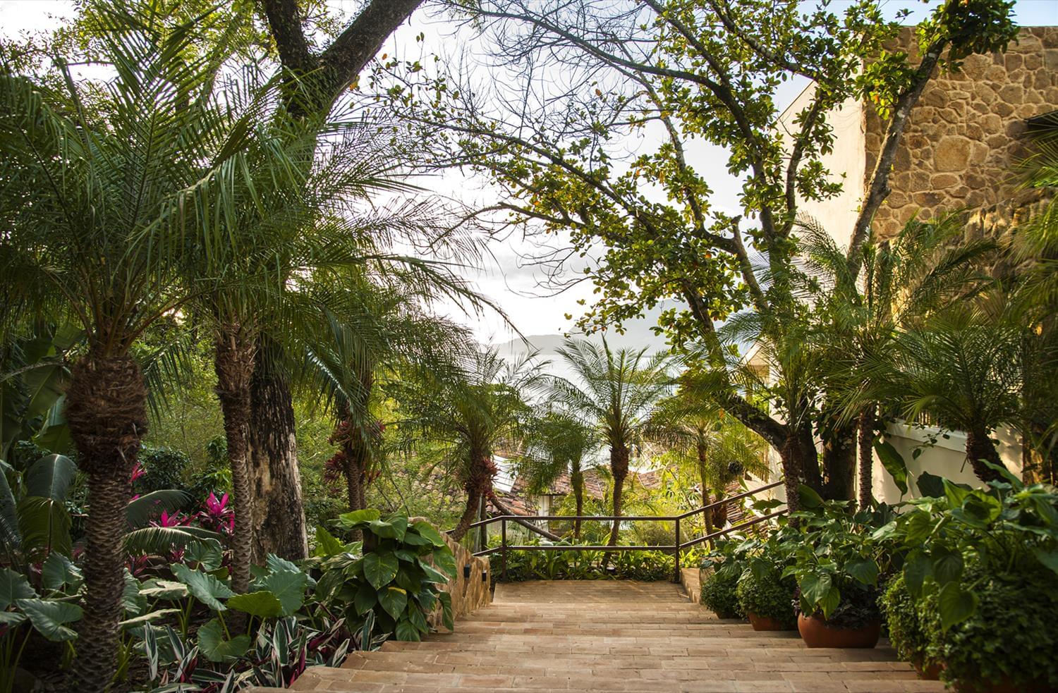 巴西 Hotel TW Guaimbê | 木质环保设计，尽享海滨风光-6