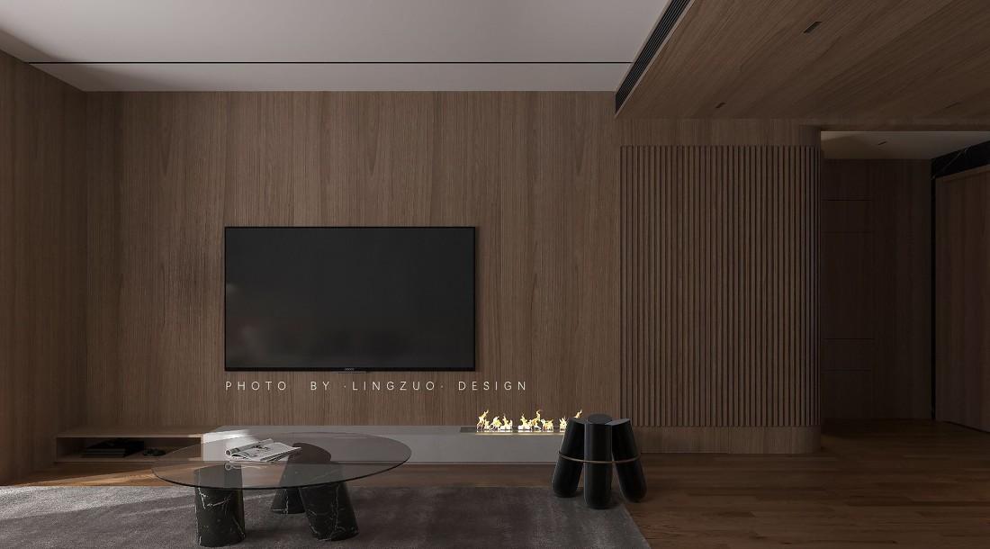 温润木质空间,开放式餐厨,艺术气息主卧——红与蓝的纯粹生活-0