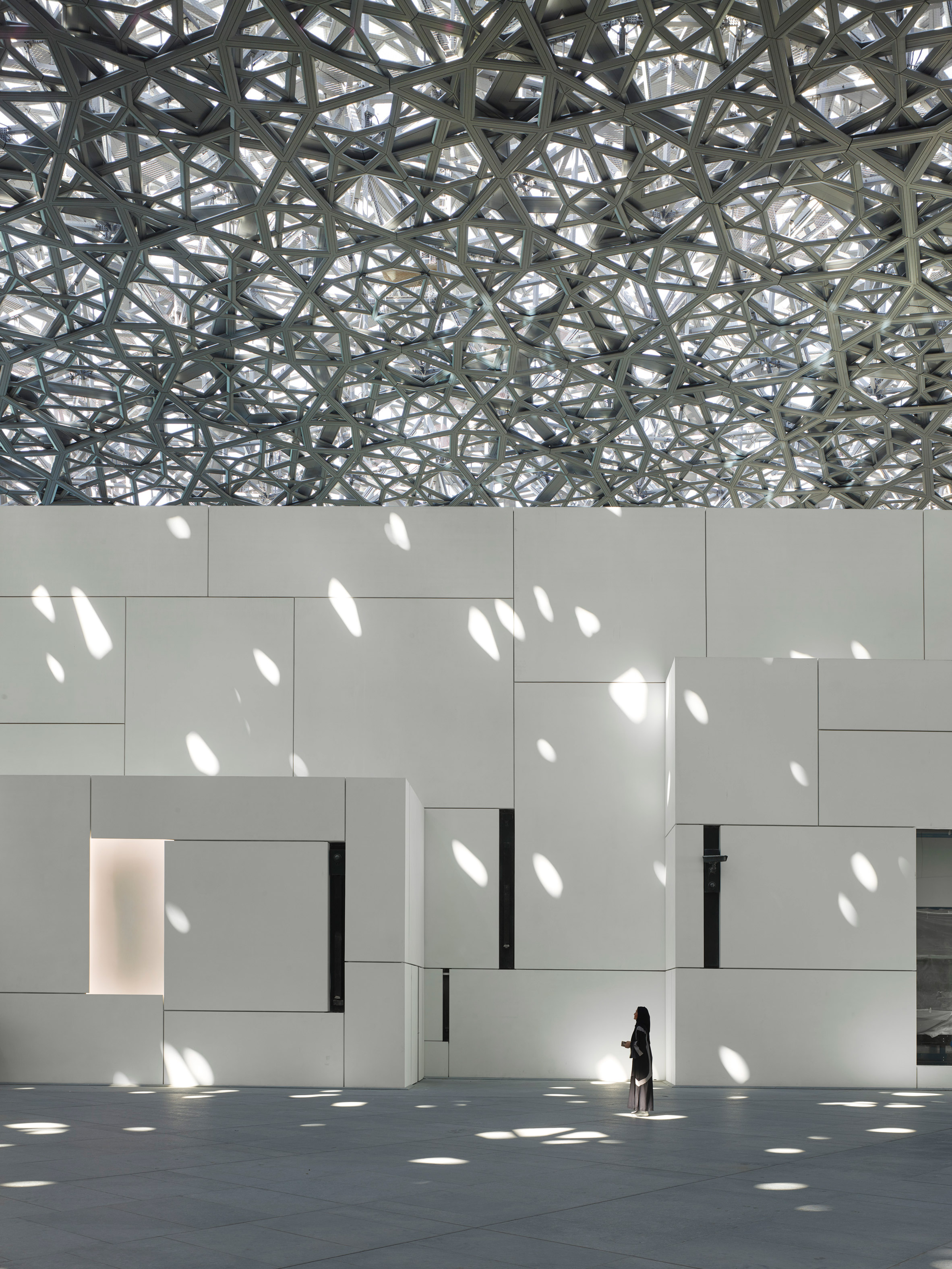 Jean Nouvel's Louvre Abu Dhabi features a huge patterned dome-9