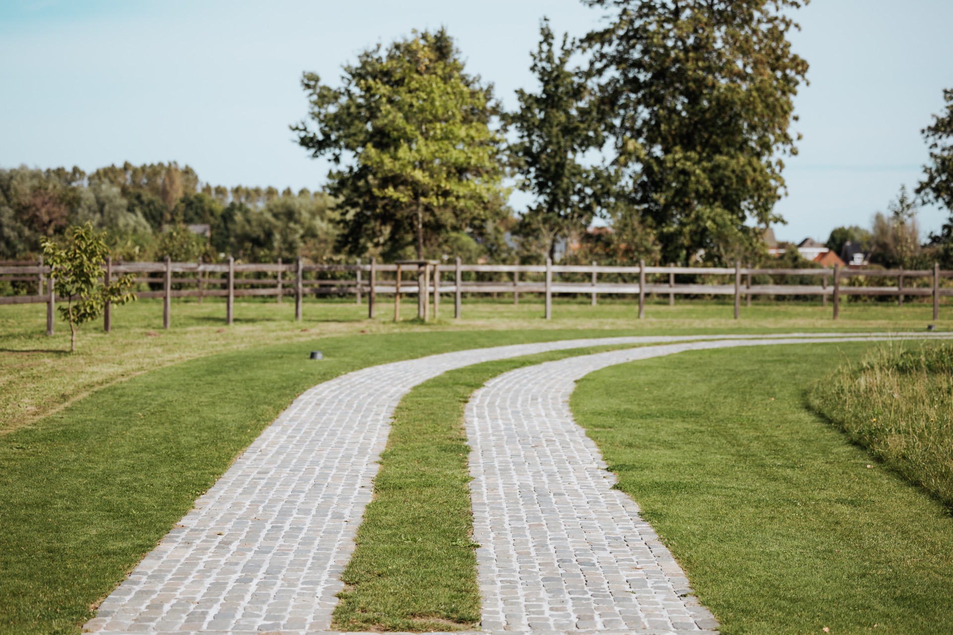Hoeve met landschapstuin-6