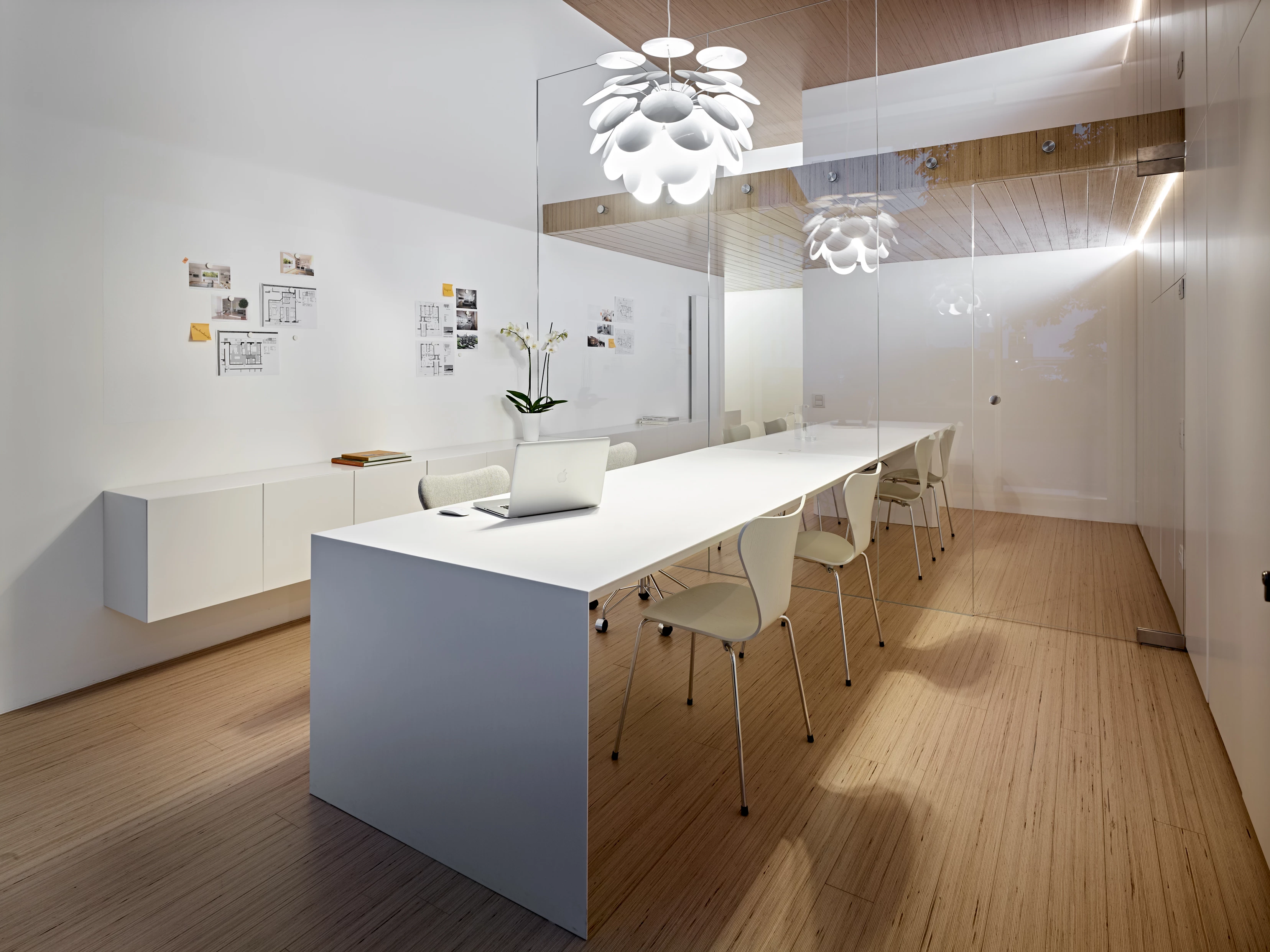 温馨居家感的办公空间设计-10