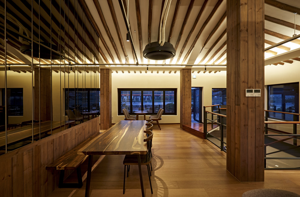 现代简约风格的餐厅设计-21