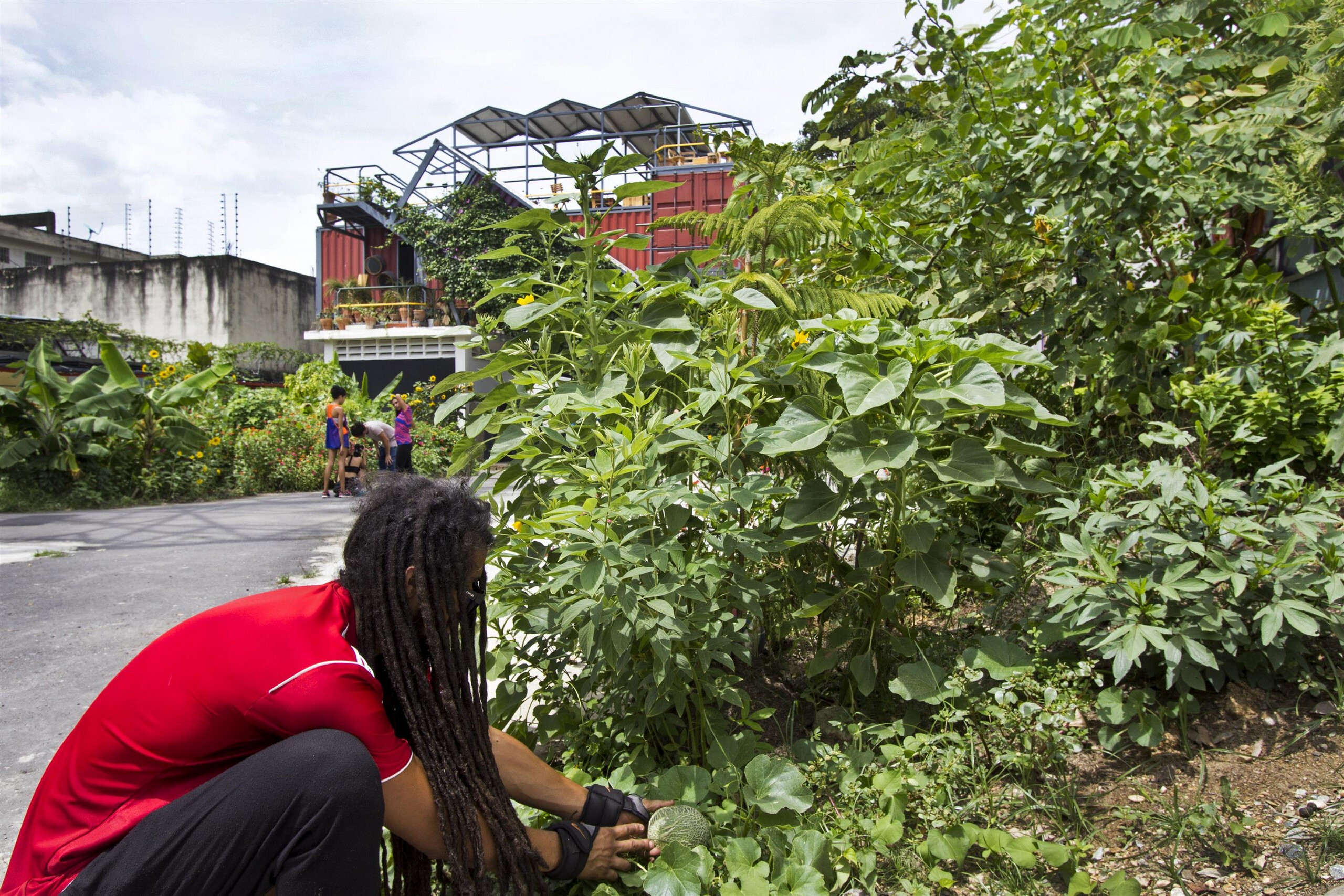 颠覆废墟的创意重生 · Venezuelan 文化生产区-15