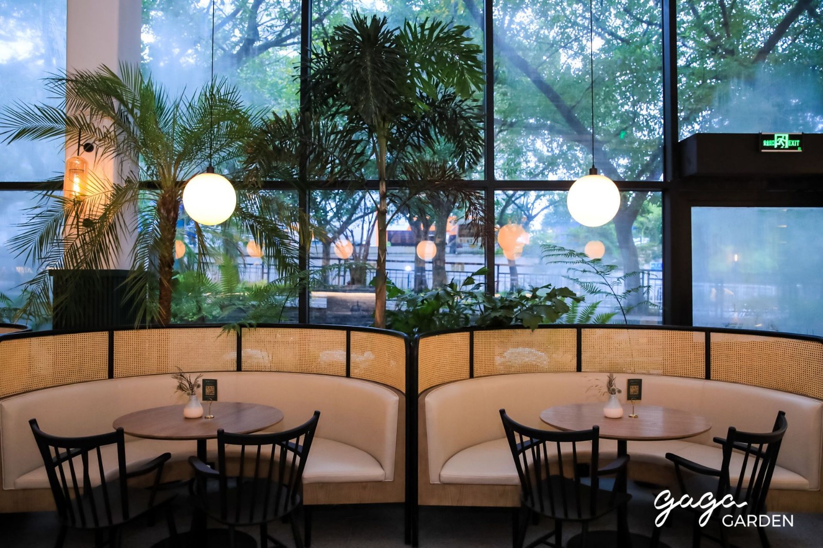 意外走红的"gaga Garden" | 旧桌布局新风貌-18