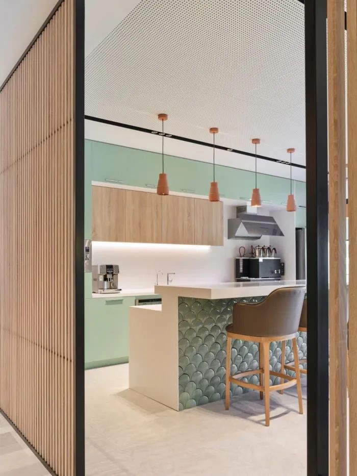 伊斯坦布尔 Sinoz 化妆品办公室丨土耳其伊斯坦布尔丨Udesign Architecture-14