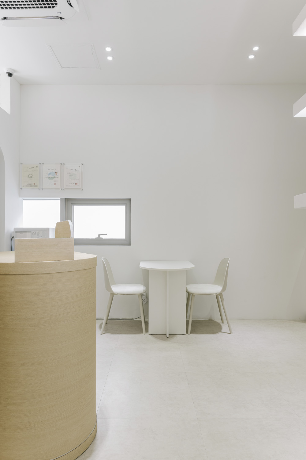 极简设计，10 平米皮肤护理空间的精致打造-11