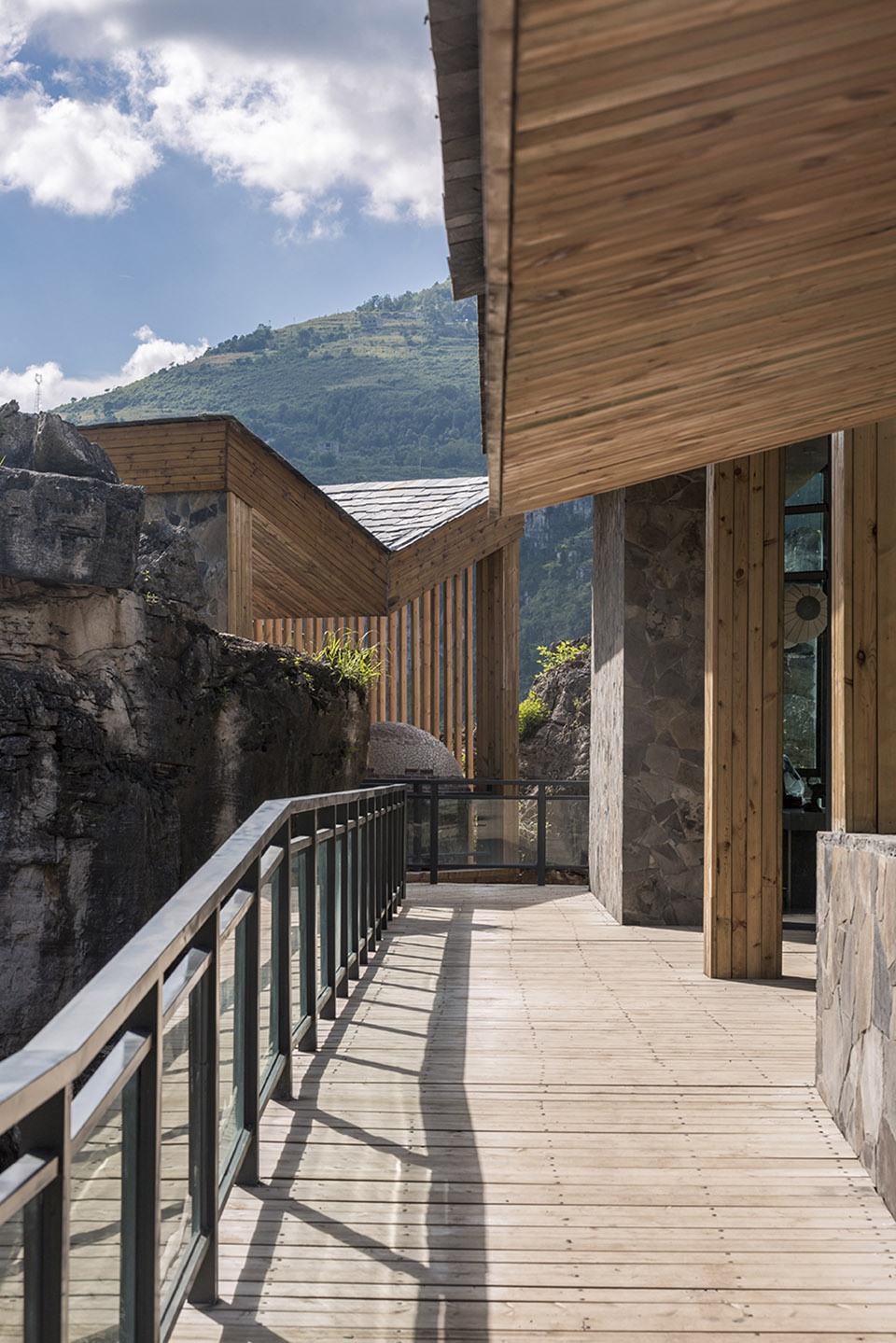 安龙国家山地户外运动示范公园游客服务中心,贵州笃山镇 / 三文建筑 / 何崴工作室-47