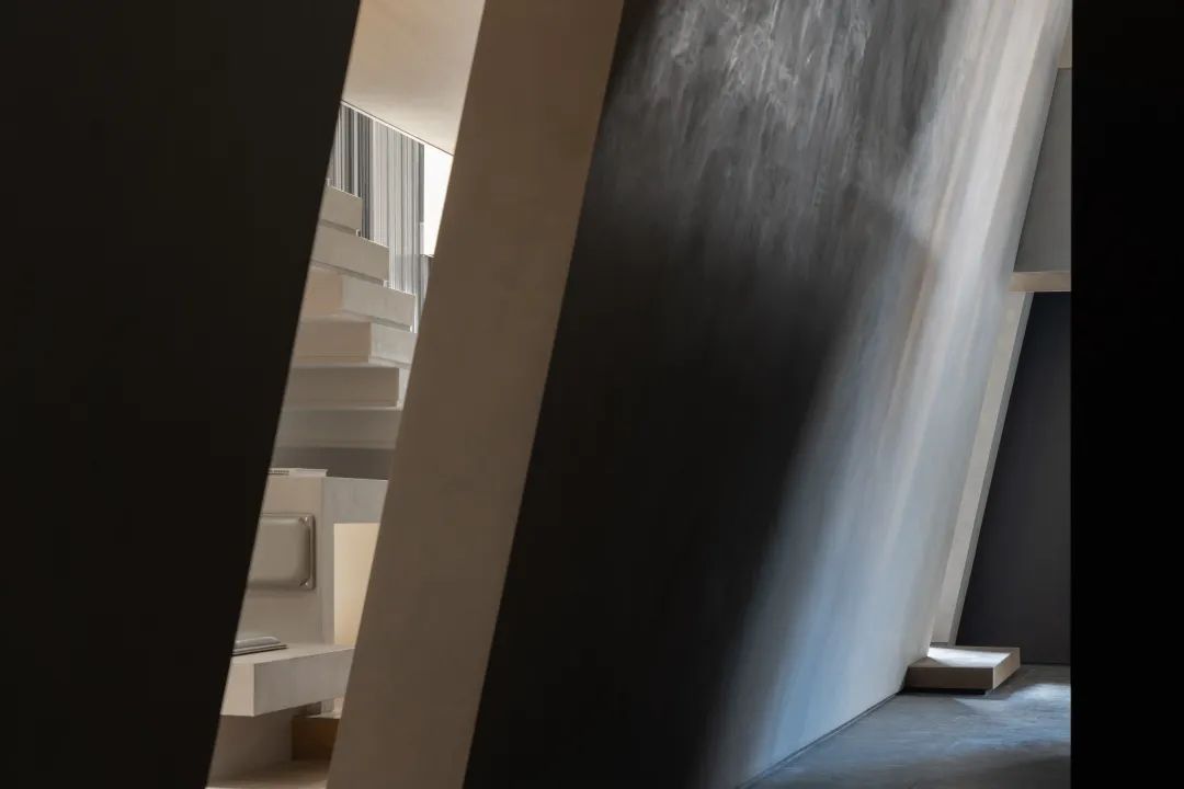 Glass Wall 上海办公总部丨中国上海丨设计总监徐庆良,团队黄缵全,彭伟赞-18