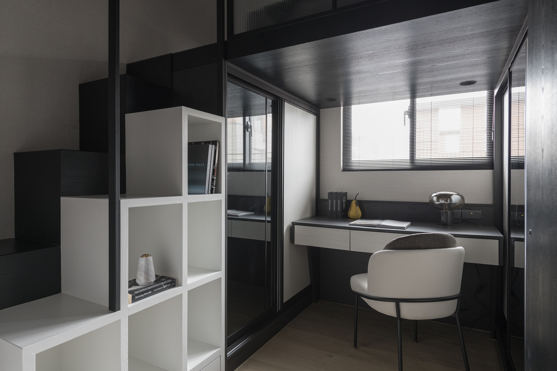 台北士林区黑与白小户型设计丨中国台北-18