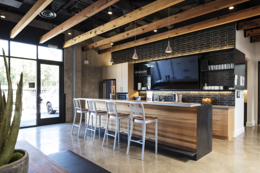 加州山景现代仓库改造办公室-11