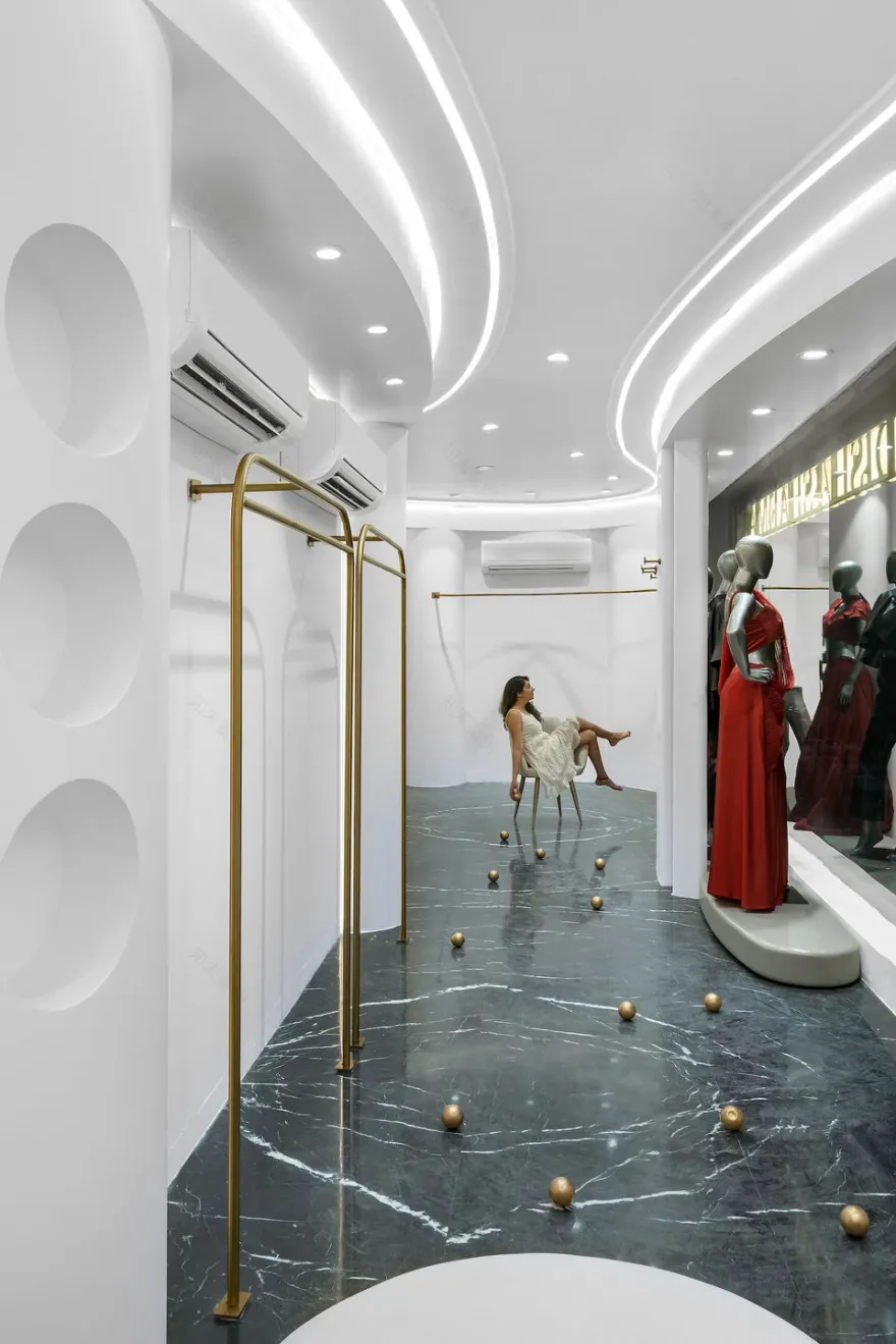 奢侈品服装精品店丨印度新德里丨The Melange Studio-14