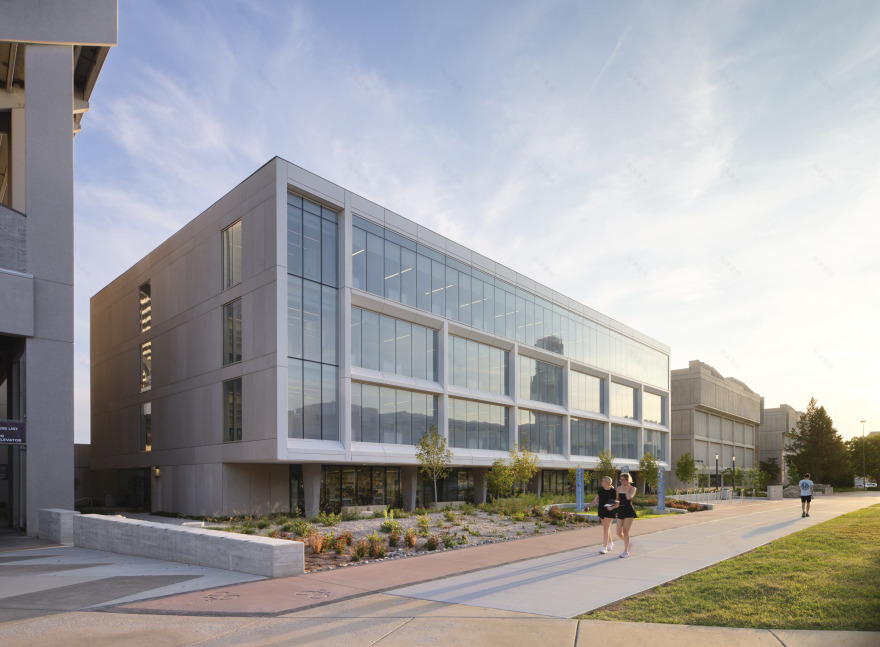 Blunt Hall College of Natural and Applied Sciences-2