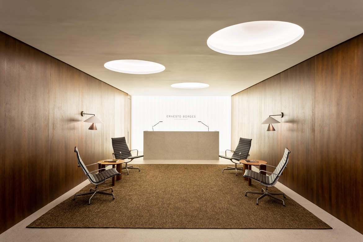 Ernesto Borges Advogados   Felipe Hess_files Felipe Hess-1